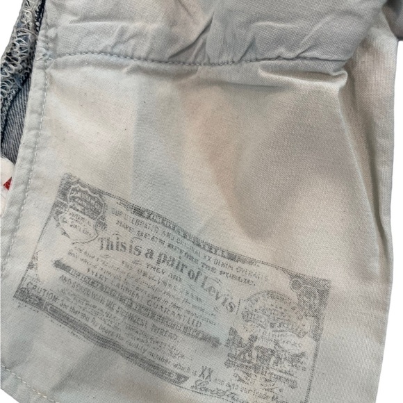 Levi’s Original 501 straight leg Button fly, light wash, 36 X 34 - Picture 6 of 11